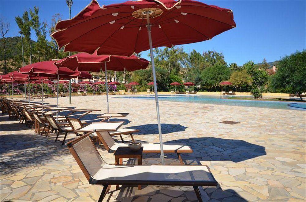 Limone Beach Resort Castiadas Ngoại thất bức ảnh